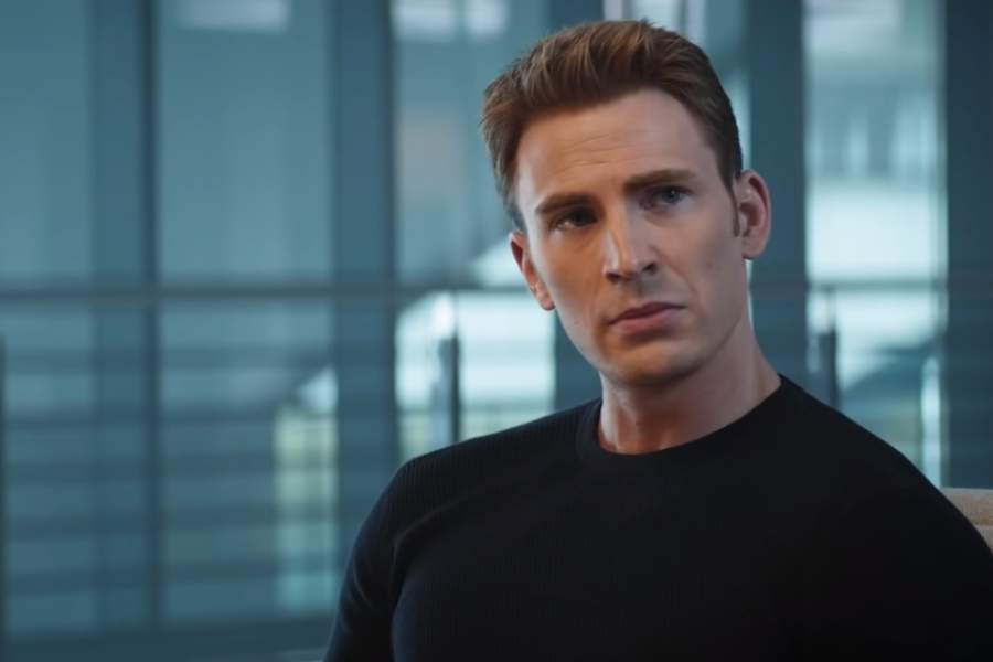 Chris Evans Steve Rogers Civil War Captain America Marvel is men's beauty standards in films 2022